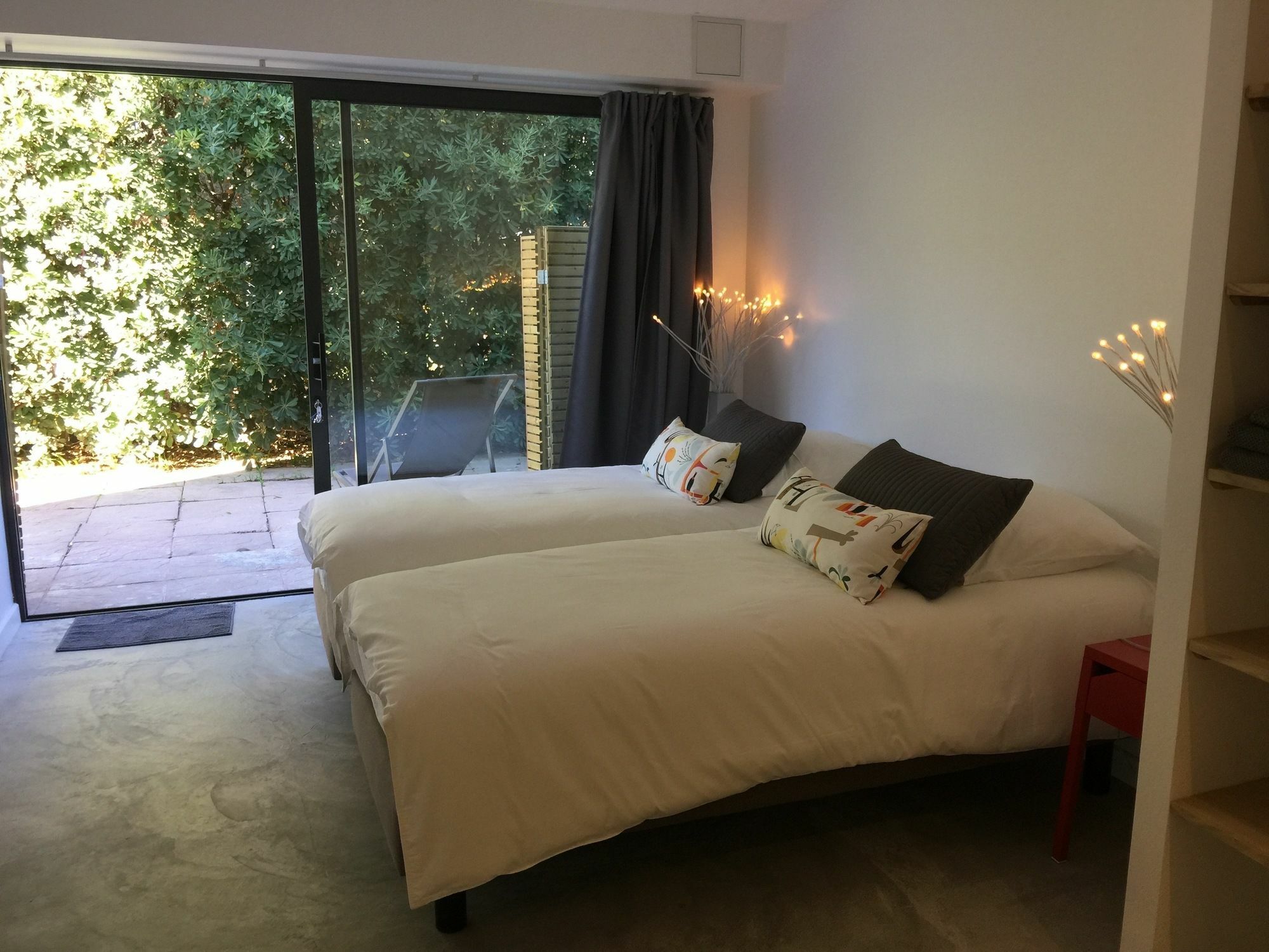 Le Cube Hotel Design A Hyeres Plage Avec Piscine Et Cuisine Esterno foto