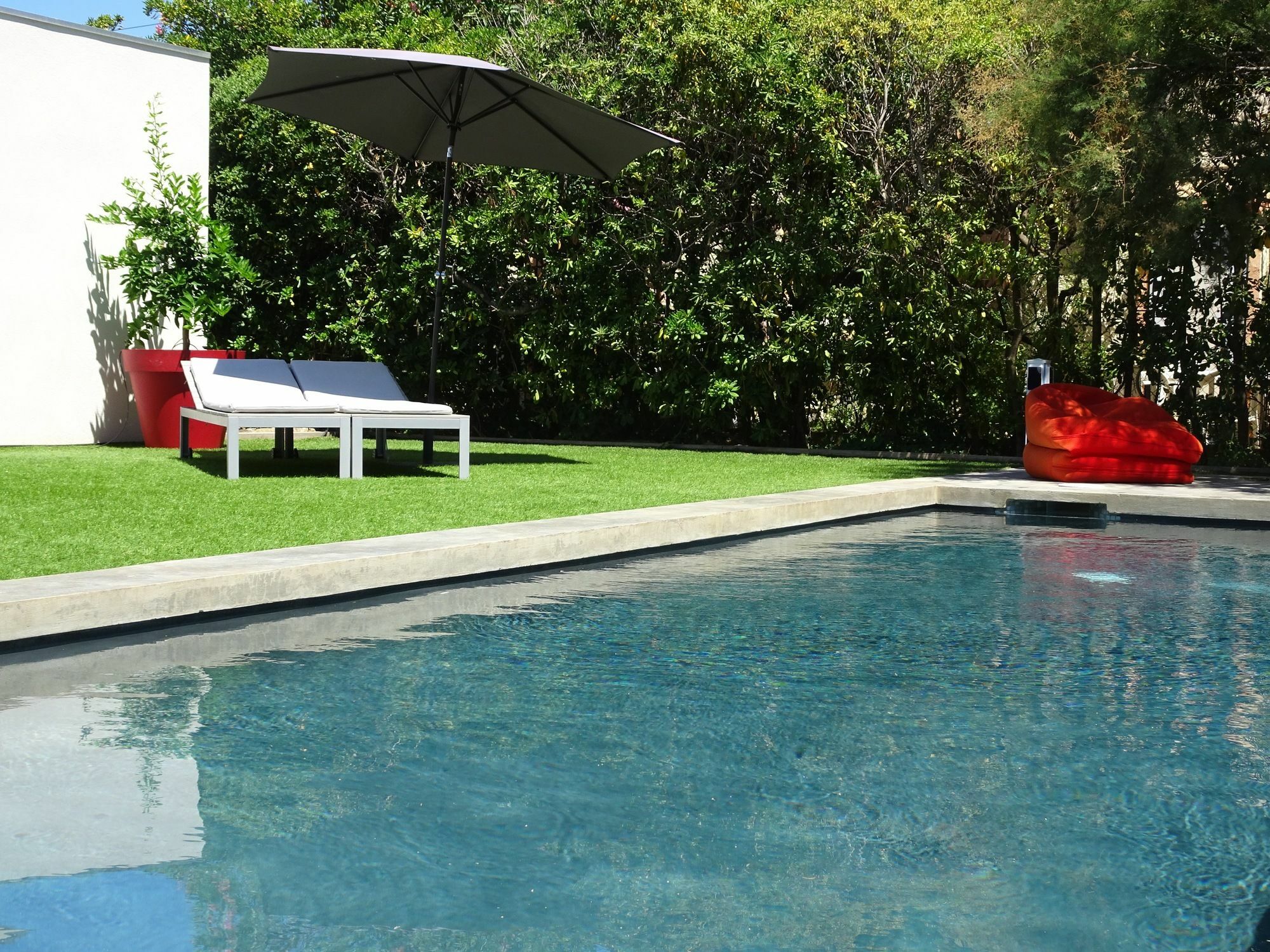 Le Cube Hotel Design A Hyeres Plage Avec Piscine Et Cuisine Esterno foto